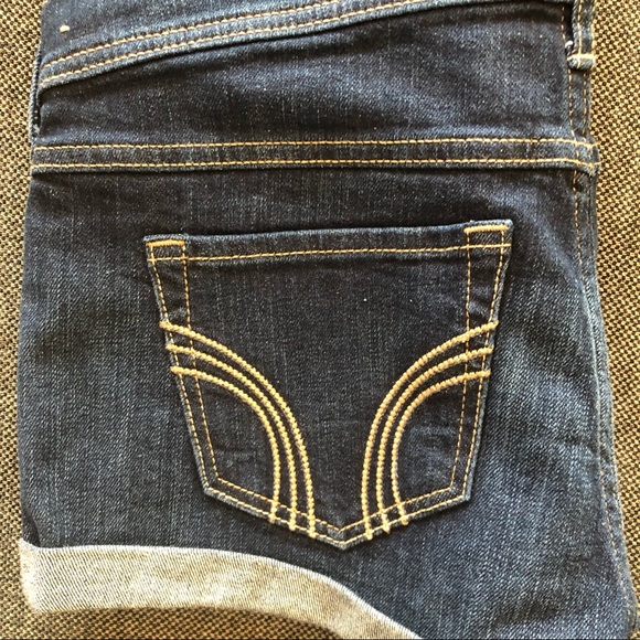 Hollister short-short dark denim jean shorts W27 - Picture 7 of 9